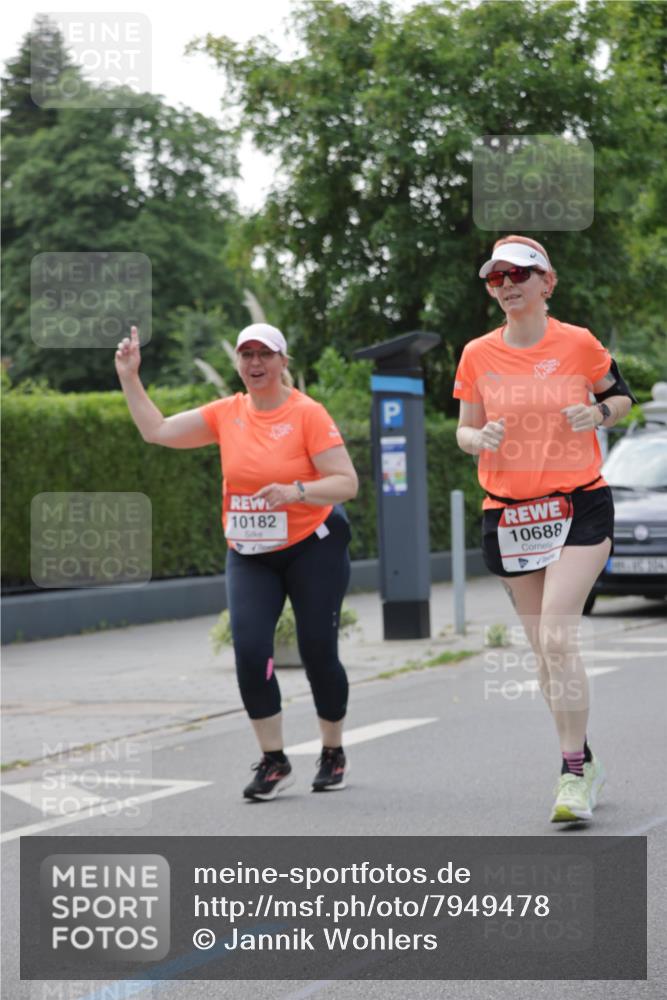 15.06.2025 - REWE Women's Run Jannik Wohlers http://msf.ph/oto/7949478 15.06.2025 08:31:50 Laufen 10182, 10688 meine-sportfotos.de