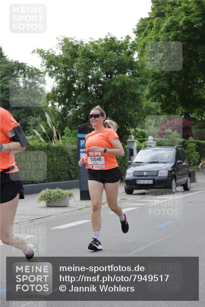 15.06.2025 - REWE Women's Run Jannik Wohlers http://msf.ph/oto/7949517 15.06.2025 08:31:51 Laufen 10546, 1043 meine-sportfotos.de
