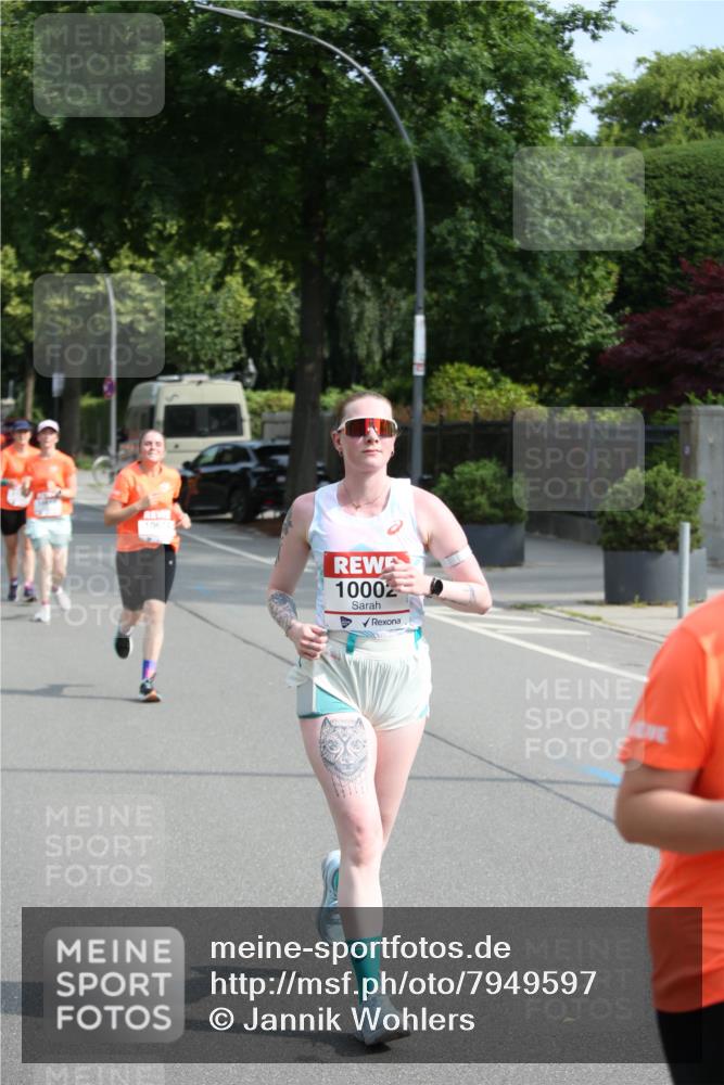 15.06.2025 - REWE Women's Run Jannik Wohlers http://msf.ph/oto/7949597 15.06.2025 09:48:14 Laufen 10002 meine-sportfotos.de