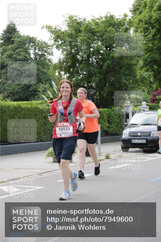 15.06.2025 - REWE Women's Run Jannik Wohlers http://msf.ph/oto/7949600 15.06.2025 08:32:00 Laufen 10533, 82, 1043 meine-sportfotos.de