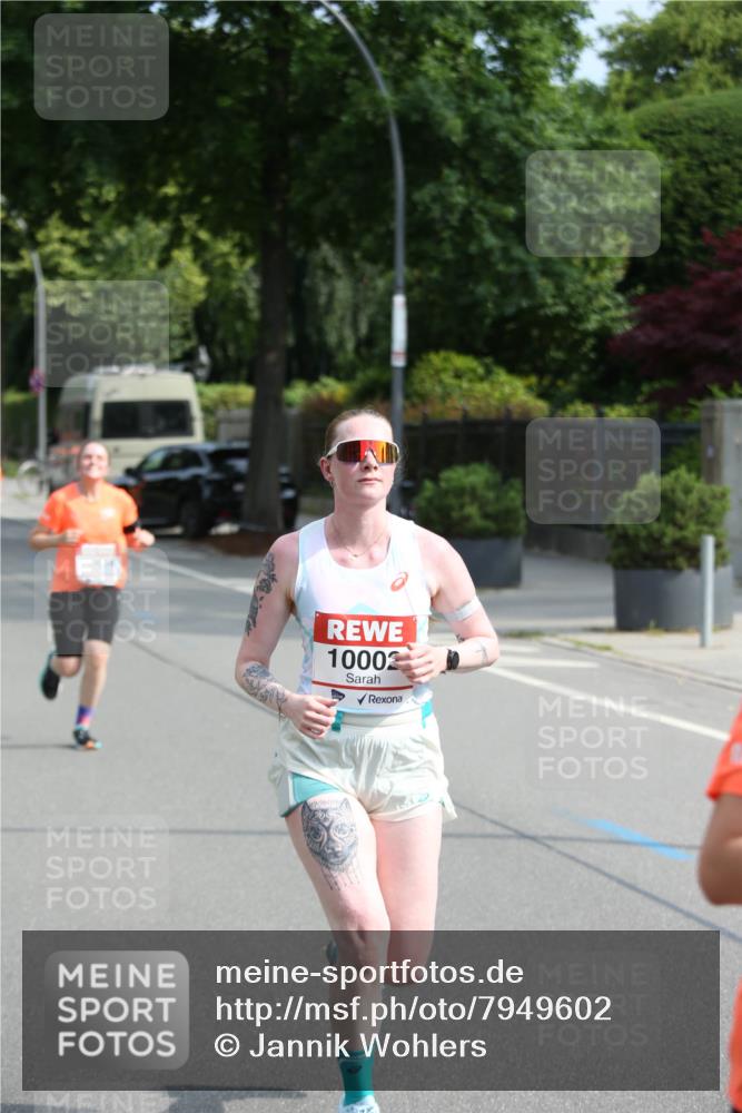 15.06.2025 - REWE Women's Run Jannik Wohlers http://msf.ph/oto/7949602 15.06.2025 09:48:14 Laufen 10002 meine-sportfotos.de