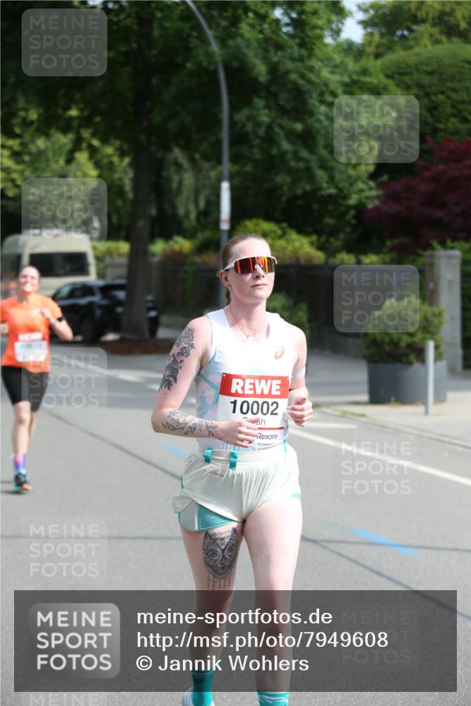 15.06.2025 - REWE Women's Run Jannik Wohlers http://msf.ph/oto/7949608 15.06.2025 09:48:14 Laufen 10002 meine-sportfotos.de