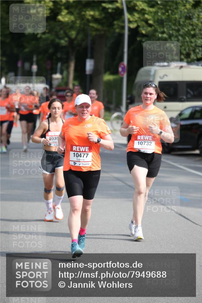 15.06.2025 - REWE Women's Run Jannik Wohlers http://msf.ph/oto/7949688 15.06.2025 09:48:22 Laufen 10477, 10732 meine-sportfotos.de
