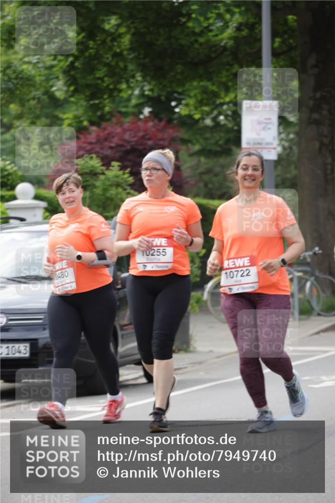 15.06.2025 - REWE Women's Run Jannik Wohlers http://msf.ph/oto/7949740 15.06.2025 08:32:07 Laufen 1043, 1480, 10255, 10722 meine-sportfotos.de