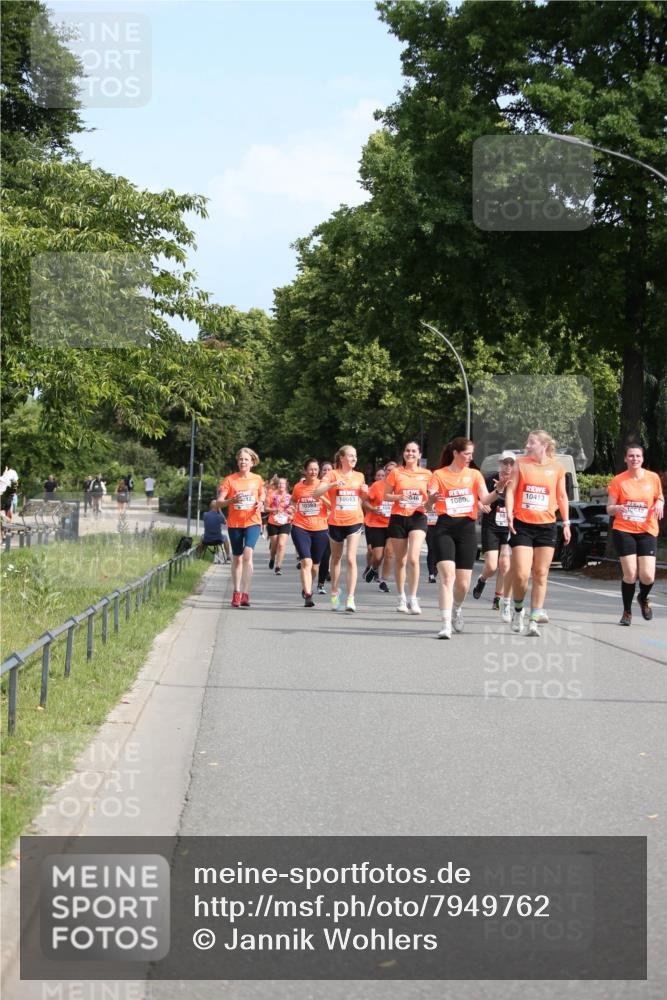 15.06.2025 - REWE Women's Run Jannik Wohlers http://msf.ph/oto/7949762 15.06.2025 09:48:30 Laufen  meine-sportfotos.de