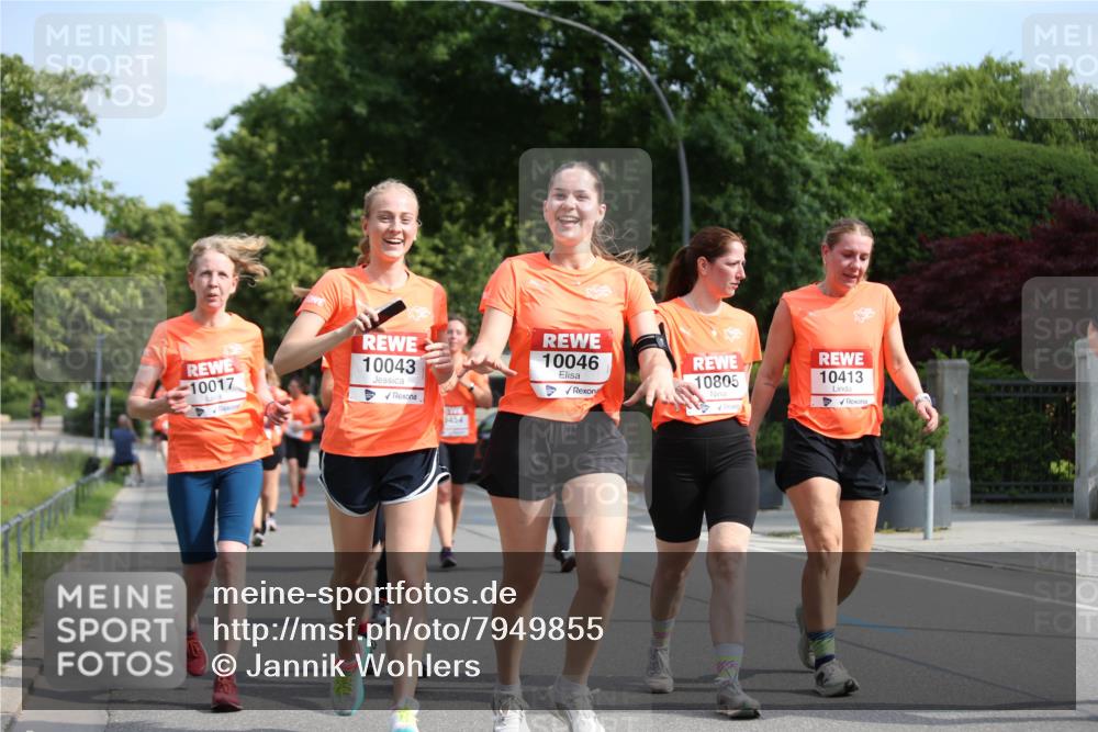 15.06.2025 - REWE Women's Run Jannik Wohlers http://msf.ph/oto/7949855 15.06.2025 09:48:35 Laufen 10017, 10043, 1454, 10046, 10805, 10413 meine-sportfotos.de