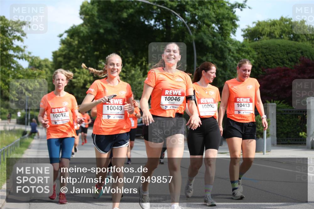 15.06.2025 - REWE Women's Run Jannik Wohlers http://msf.ph/oto/7949857 15.06.2025 09:48:35 Laufen 10017, 10043, 10046, 10805, 10413 meine-sportfotos.de
