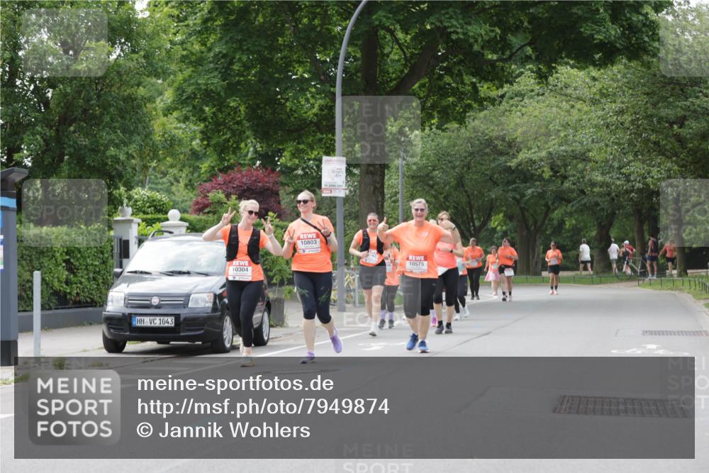 15.06.2025 - REWE Women's Run Jannik Wohlers http://msf.ph/oto/7949874 15.06.2025 08:32:13 Laufen 1043, 10803, 10304, 10575 meine-sportfotos.de