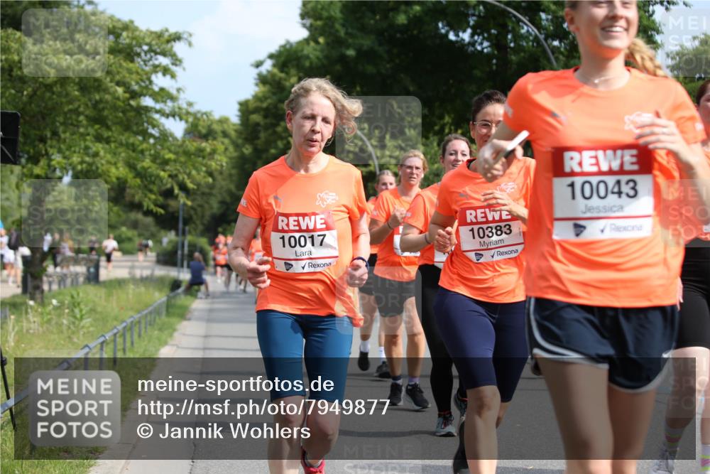 15.06.2025 - REWE Women's Run Jannik Wohlers http://msf.ph/oto/7949877 15.06.2025 09:48:36 Laufen 10017, 10383, 10043 meine-sportfotos.de