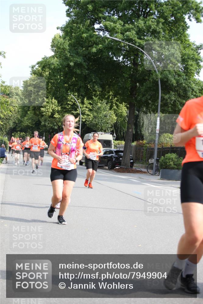 15.06.2025 - REWE Women's Run Jannik Wohlers http://msf.ph/oto/7949904 15.06.2025 09:48:39 Laufen  meine-sportfotos.de