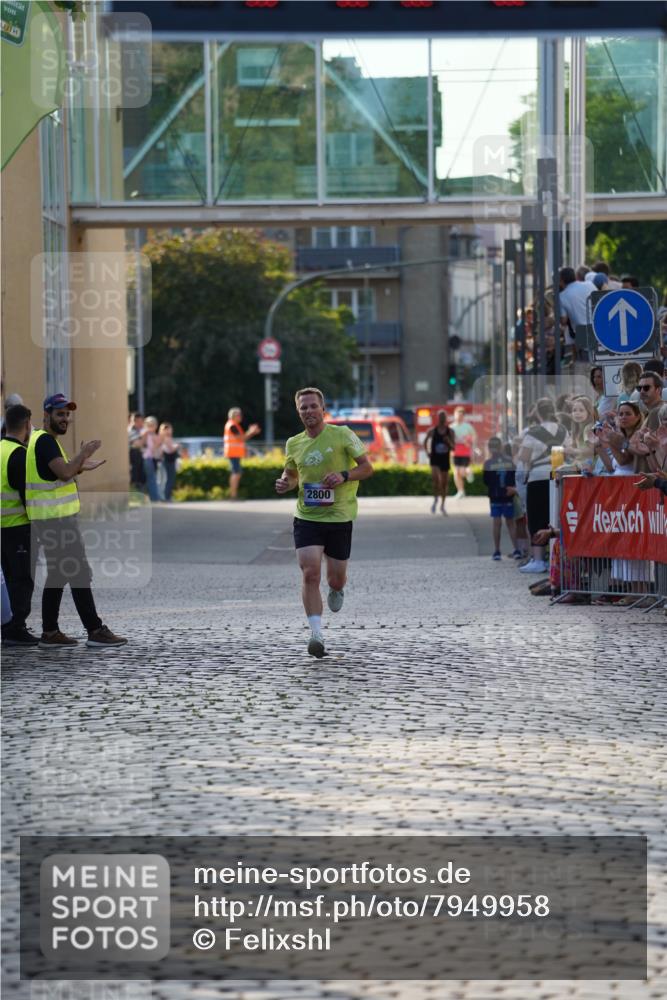 13.06.2025 - Holstenköstenlauf Felixshl http://msf.ph/oto/7949958 13.06.2025 19:36:03 Laufen 2800 meine-sportfotos.de