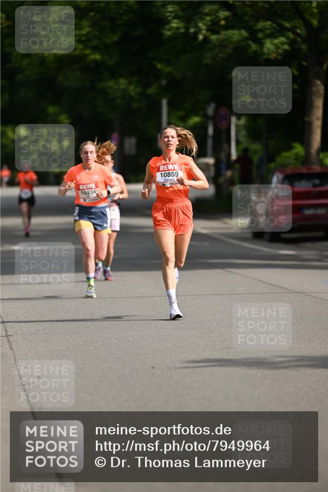 15.06.2025 - REWE Women's Run Dr. Thomas Lammeyer http://msf.ph/oto/7949964 15.06.2025 09:35:11 Laufen 10859 meine-sportfotos.de