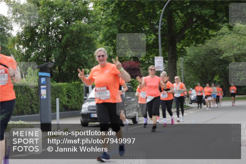 15.06.2025 - REWE Women's Run Jannik Wohlers http://msf.ph/oto/7949997 15.06.2025 08:32:18 Laufen 03, 10575 meine-sportfotos.de