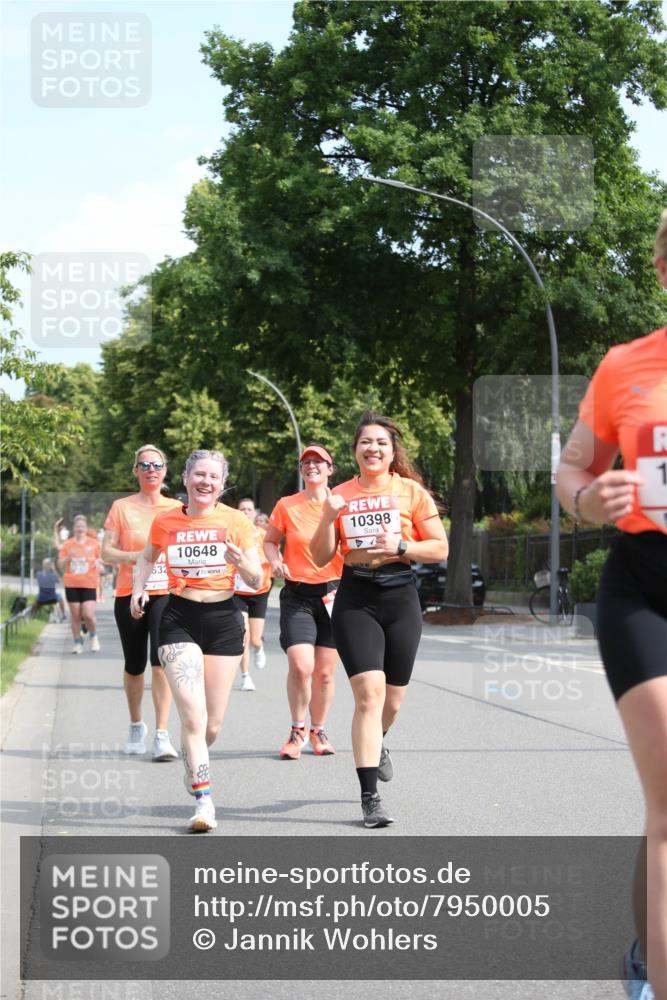15.06.2025 - REWE Women's Run Jannik Wohlers http://msf.ph/oto/7950005 15.06.2025 09:48:51 Laufen 632, 10648, 10398 meine-sportfotos.de