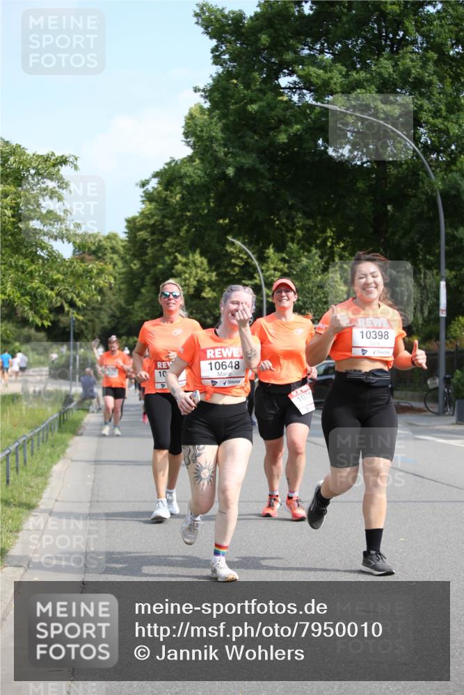 15.06.2025 - REWE Women's Run Jannik Wohlers http://msf.ph/oto/7950010 15.06.2025 09:48:52 Laufen 10, 4, 10648, 1071, 10398 meine-sportfotos.de