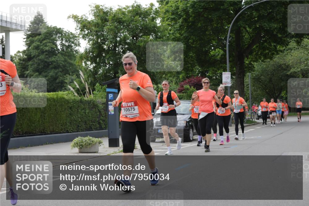 15.06.2025 - REWE Women's Run Jannik Wohlers http://msf.ph/oto/7950034 15.06.2025 08:32:18 Laufen 3, 10575, 0782, 108, 108 meine-sportfotos.de