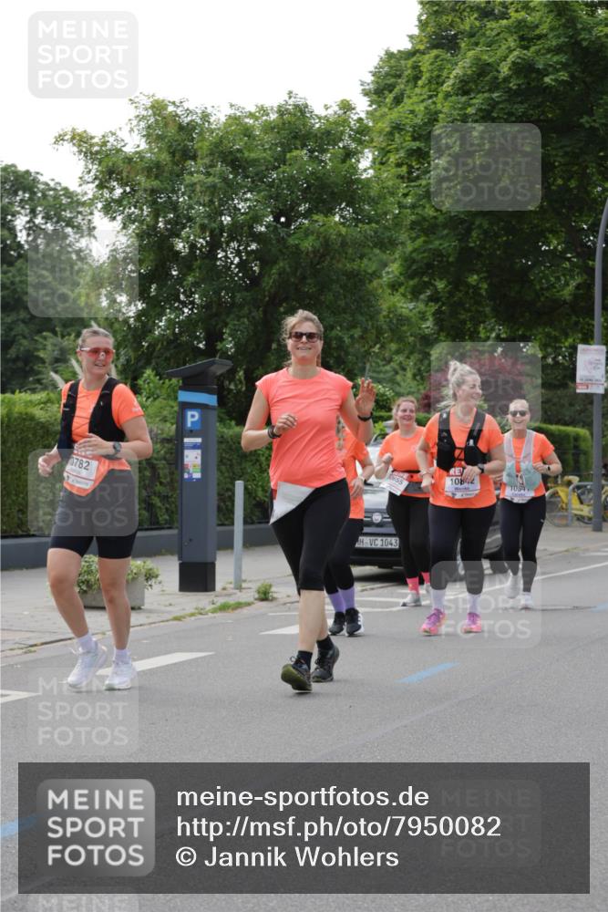 15.06.2025 - REWE Women's Run Jannik Wohlers http://msf.ph/oto/7950082 15.06.2025 08:32:20 Laufen 1043, 10842 meine-sportfotos.de