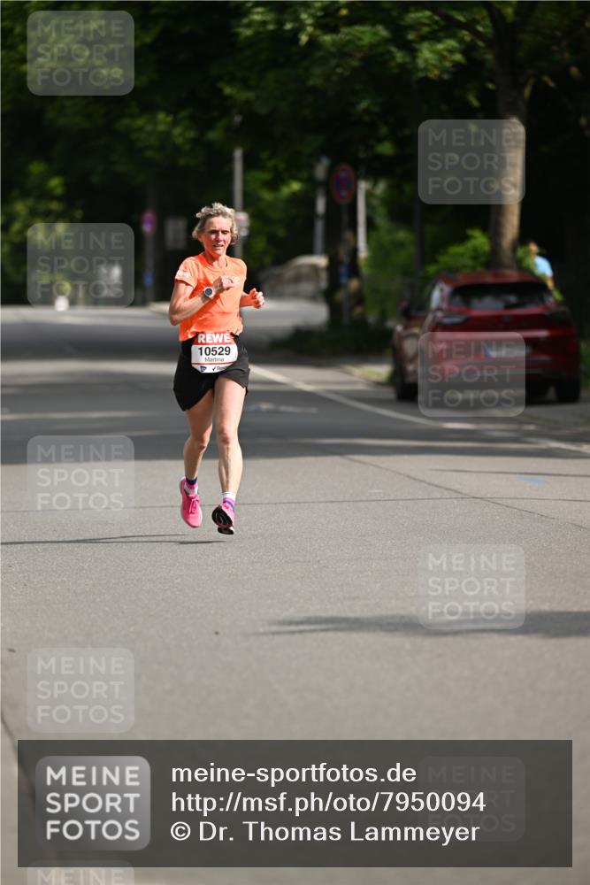 15.06.2025 - REWE Women's Run Dr. Thomas Lammeyer http://msf.ph/oto/7950094 15.06.2025 09:35:20 Laufen 10529 meine-sportfotos.de