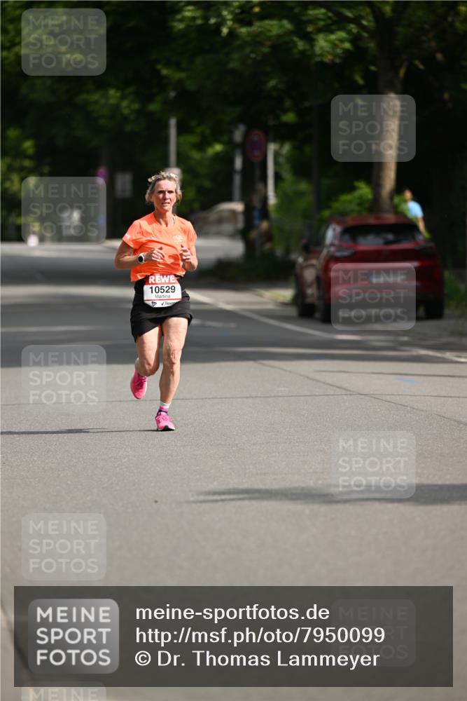15.06.2025 - REWE Women's Run Dr. Thomas Lammeyer http://msf.ph/oto/7950099 15.06.2025 09:35:21 Laufen 10529 meine-sportfotos.de