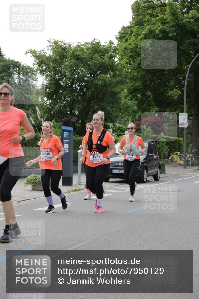 15.06.2025 - REWE Women's Run Jannik Wohlers http://msf.ph/oto/7950129 15.06.2025 08:32:22 Laufen 10840, 10842, 10, 10841 meine-sportfotos.de