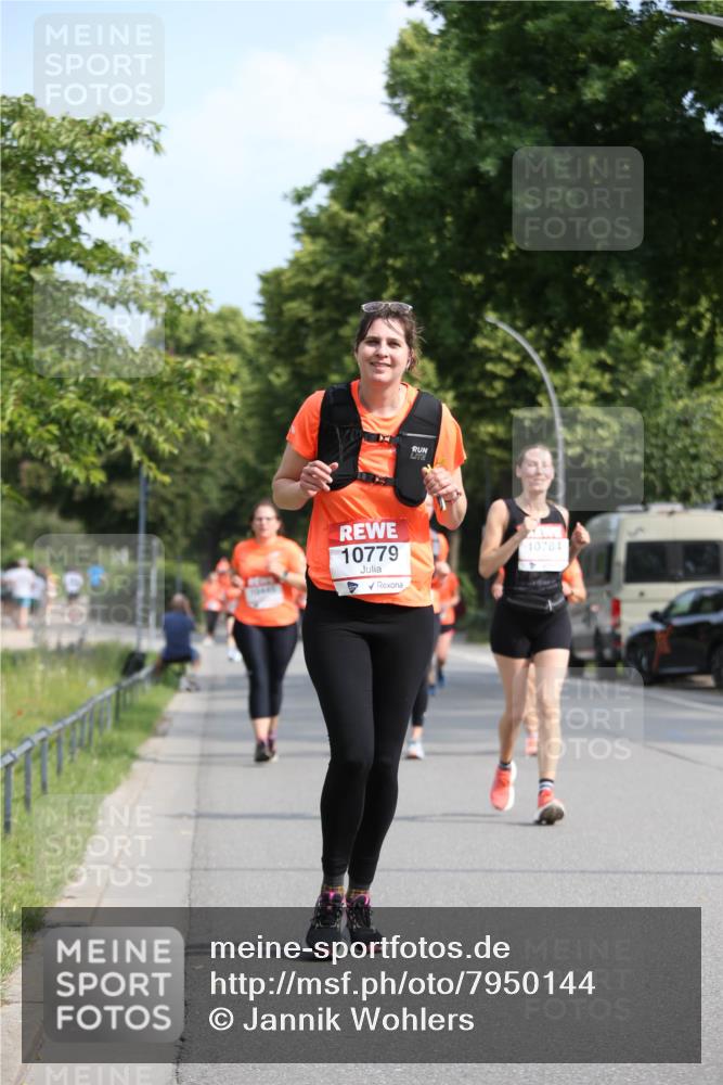 15.06.2025 - REWE Women's Run Jannik Wohlers http://msf.ph/oto/7950144 15.06.2025 09:49:08 Laufen 10779 meine-sportfotos.de
