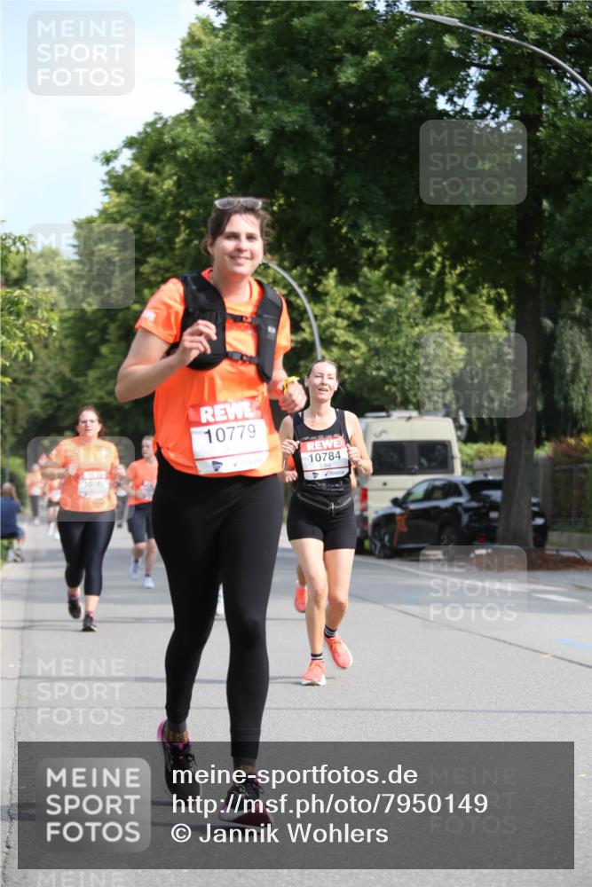 15.06.2025 - REWE Women's Run Jannik Wohlers http://msf.ph/oto/7950149 15.06.2025 09:49:08 Laufen 10445, 10779, 10784 meine-sportfotos.de