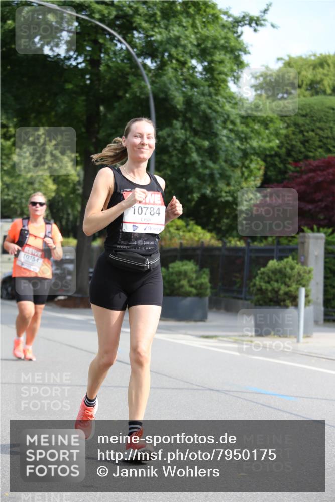 15.06.2025 - REWE Women's Run Jannik Wohlers http://msf.ph/oto/7950175 15.06.2025 09:49:11 Laufen 10784 meine-sportfotos.de