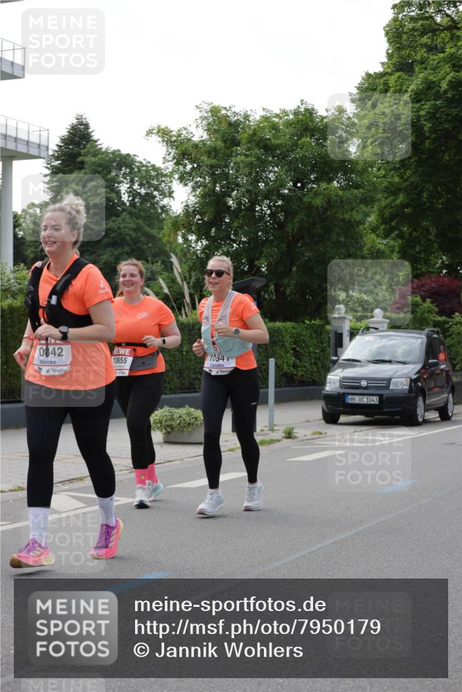 15.06.2025 - REWE Women's Run Jannik Wohlers http://msf.ph/oto/7950179 15.06.2025 08:32:24 Laufen 0842, 10655, 1084, 1043 meine-sportfotos.de