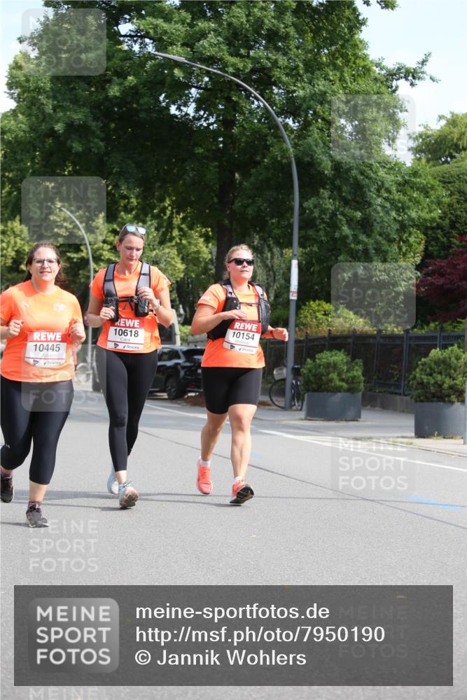 15.06.2025 - REWE Women's Run Jannik Wohlers http://msf.ph/oto/7950190 15.06.2025 09:49:12 Laufen 10618, 10445, 10154 meine-sportfotos.de