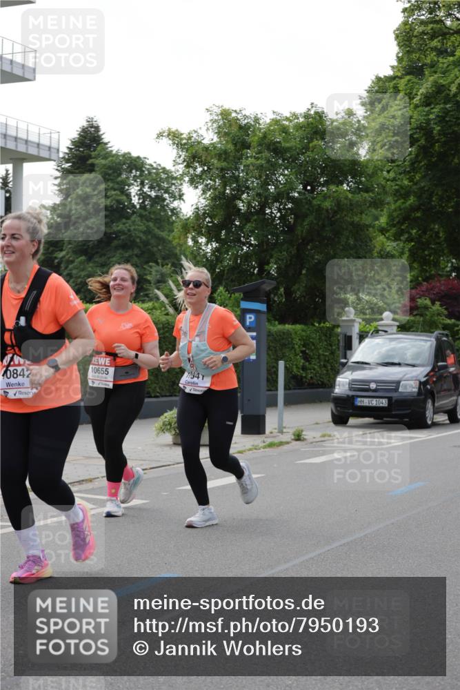 15.06.2025 - REWE Women's Run Jannik Wohlers http://msf.ph/oto/7950193 15.06.2025 08:32:24 Laufen 0842, 10655, 70841, 1043 meine-sportfotos.de