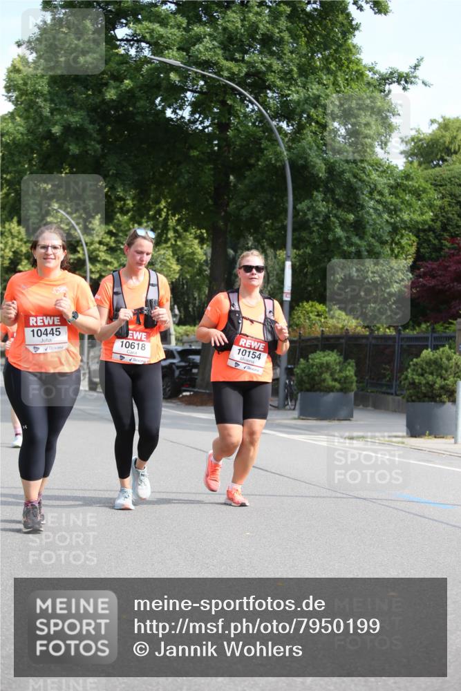 15.06.2025 - REWE Women's Run Jannik Wohlers http://msf.ph/oto/7950199 15.06.2025 09:49:12 Laufen 10445, 10618, 10154 meine-sportfotos.de