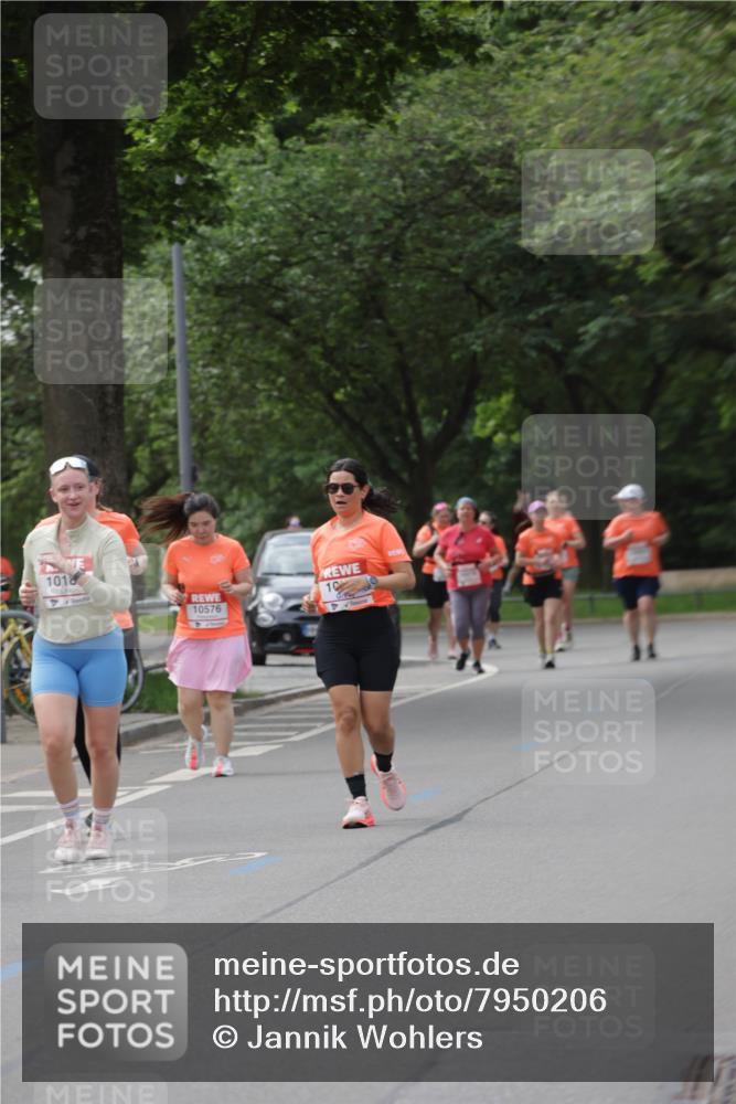 15.06.2025 - REWE Women's Run Jannik Wohlers http://msf.ph/oto/7950206 15.06.2025 08:32:27 Laufen 1018, 10576 meine-sportfotos.de