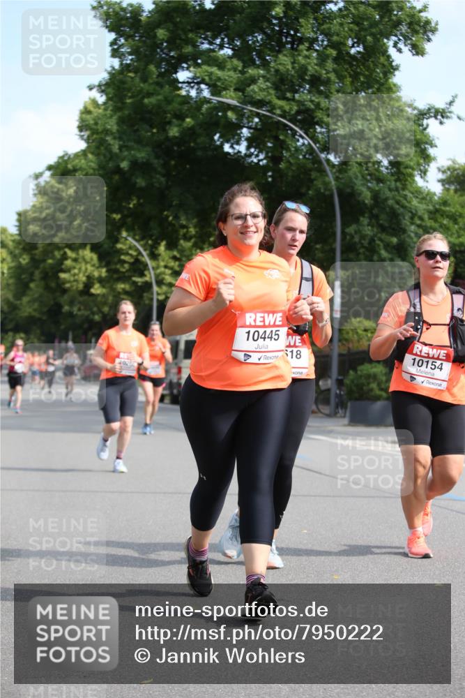 15.06.2025 - REWE Women's Run Jannik Wohlers http://msf.ph/oto/7950222 15.06.2025 09:49:13 Laufen 4026, 10445, 18, 10154 meine-sportfotos.de