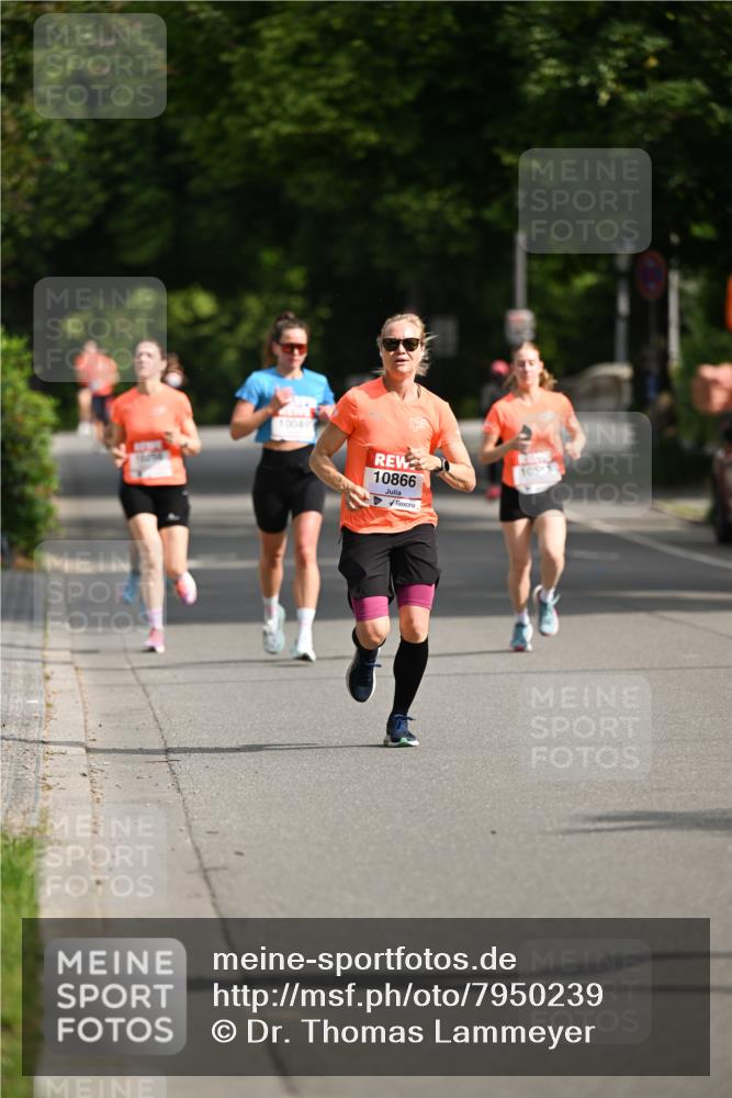 15.06.2025 - REWE Women's Run Dr. Thomas Lammeyer http://msf.ph/oto/7950239 15.06.2025 09:35:40 Laufen 10049, 10866, 1051 meine-sportfotos.de