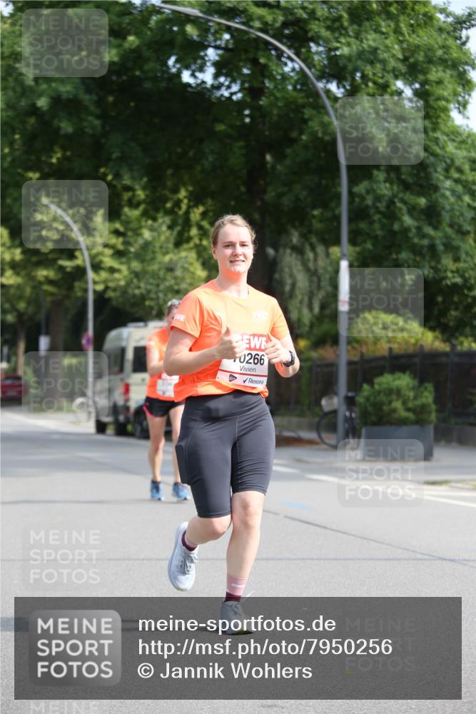 15.06.2025 - REWE Women's Run Jannik Wohlers http://msf.ph/oto/7950256 15.06.2025 09:49:15 Laufen 0266 meine-sportfotos.de