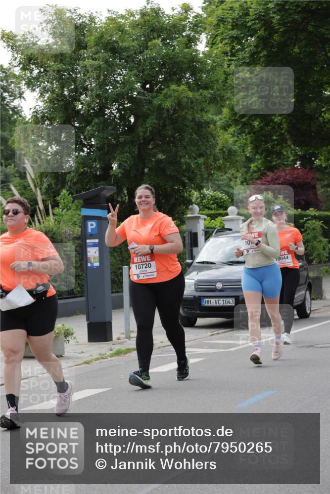 15.06.2025 - REWE Women's Run Jannik Wohlers http://msf.ph/oto/7950265 15.06.2025 08:32:31 Laufen 10720, 1043, 10, 10044 meine-sportfotos.de