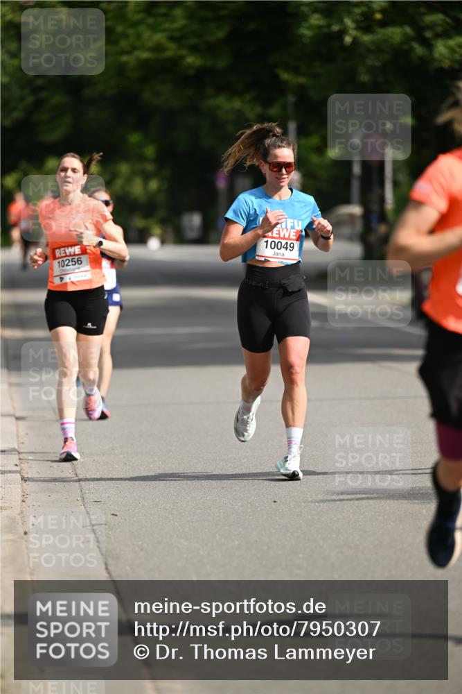 15.06.2025 - REWE Women's Run Dr. Thomas Lammeyer http://msf.ph/oto/7950307 15.06.2025 09:35:43 Laufen 10256, 10049 meine-sportfotos.de