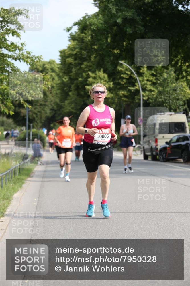 15.06.2025 - REWE Women's Run Jannik Wohlers http://msf.ph/oto/7950328 15.06.2025 09:49:21 Laufen 10006 meine-sportfotos.de