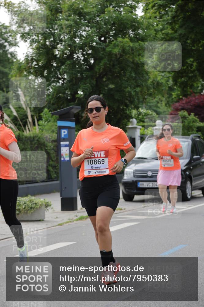 15.06.2025 - REWE Women's Run Jannik Wohlers http://msf.ph/oto/7950383 15.06.2025 08:32:35 Laufen 10869, 104, 10576 meine-sportfotos.de