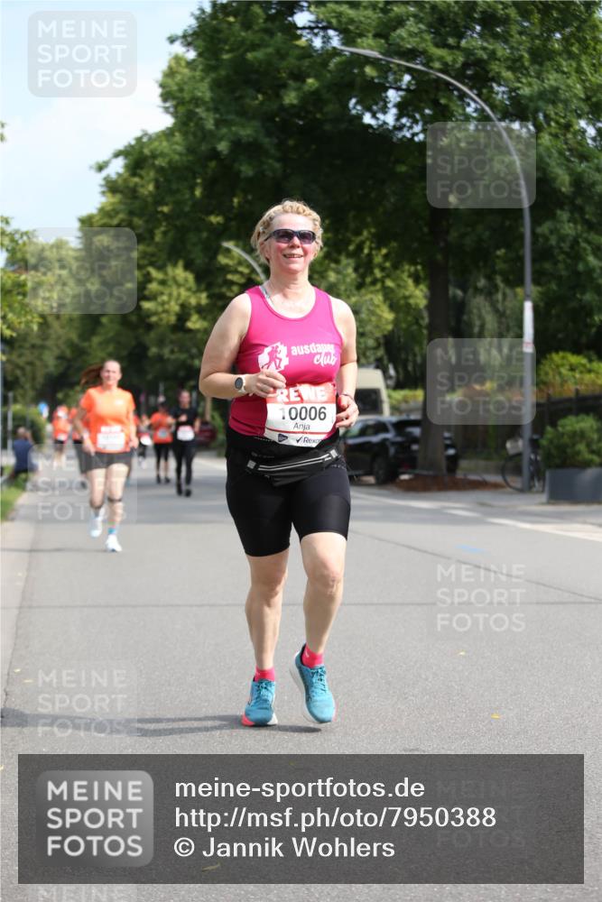 15.06.2025 - REWE Women's Run Jannik Wohlers http://msf.ph/oto/7950388 15.06.2025 09:49:23 Laufen 10006 meine-sportfotos.de