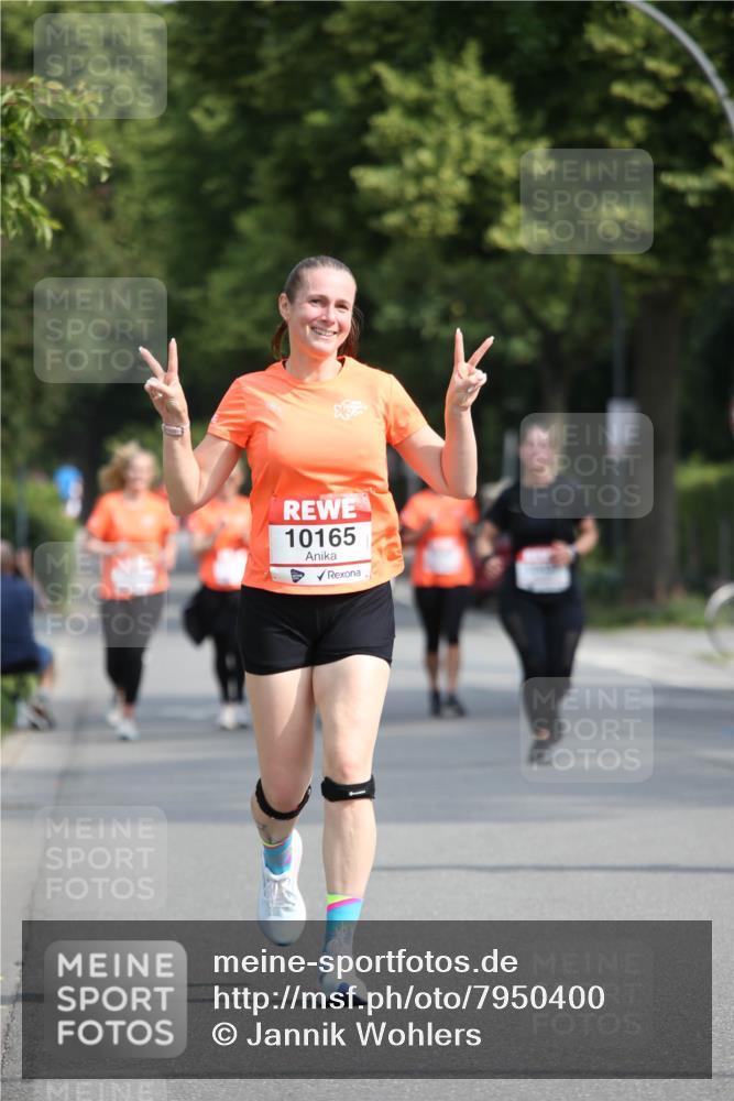 15.06.2025 - REWE Women's Run Jannik Wohlers http://msf.ph/oto/7950400 15.06.2025 09:49:24 Laufen 10165 meine-sportfotos.de