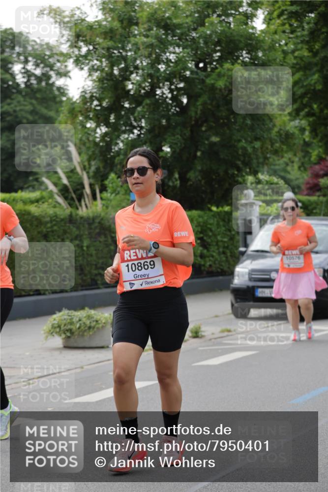 15.06.2025 - REWE Women's Run Jannik Wohlers http://msf.ph/oto/7950401 15.06.2025 08:32:35 Laufen 10869, 10576 meine-sportfotos.de