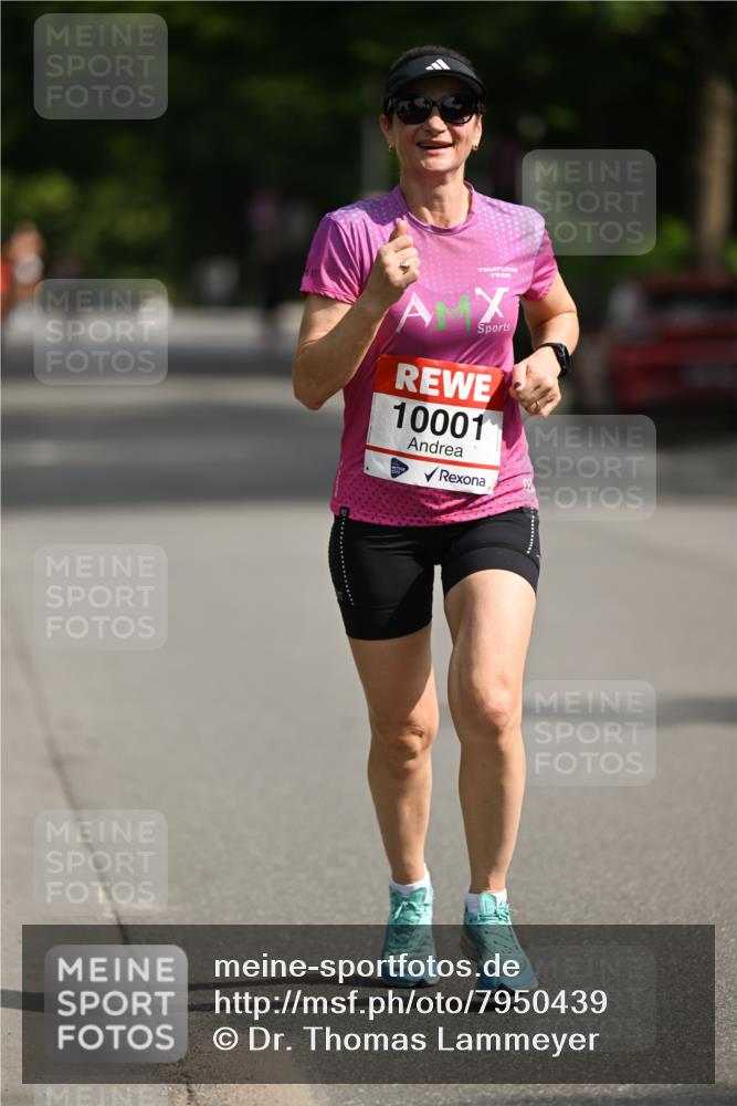 15.06.2025 - REWE Women's Run Dr. Thomas Lammeyer http://msf.ph/oto/7950439 15.06.2025 09:35:50 Laufen 10001 meine-sportfotos.de