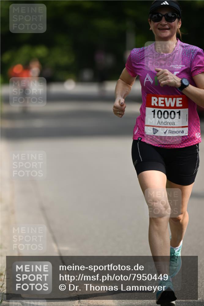 15.06.2025 - REWE Women's Run Dr. Thomas Lammeyer http://msf.ph/oto/7950449 15.06.2025 09:35:51 Laufen 10001 meine-sportfotos.de