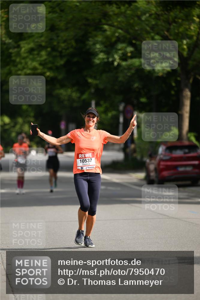 15.06.2025 - REWE Women's Run Dr. Thomas Lammeyer http://msf.ph/oto/7950470 15.06.2025 09:36:03 Laufen 10537 meine-sportfotos.de