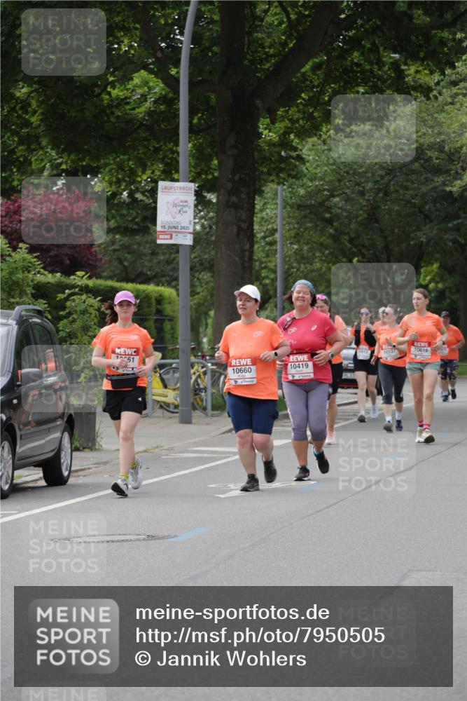 15.06.2025 - REWE Women's Run Jannik Wohlers http://msf.ph/oto/7950505 15.06.2025 08:32:42 Laufen 15, 2025, 10051, 10137, 10616, 10660, 10419 meine-sportfotos.de