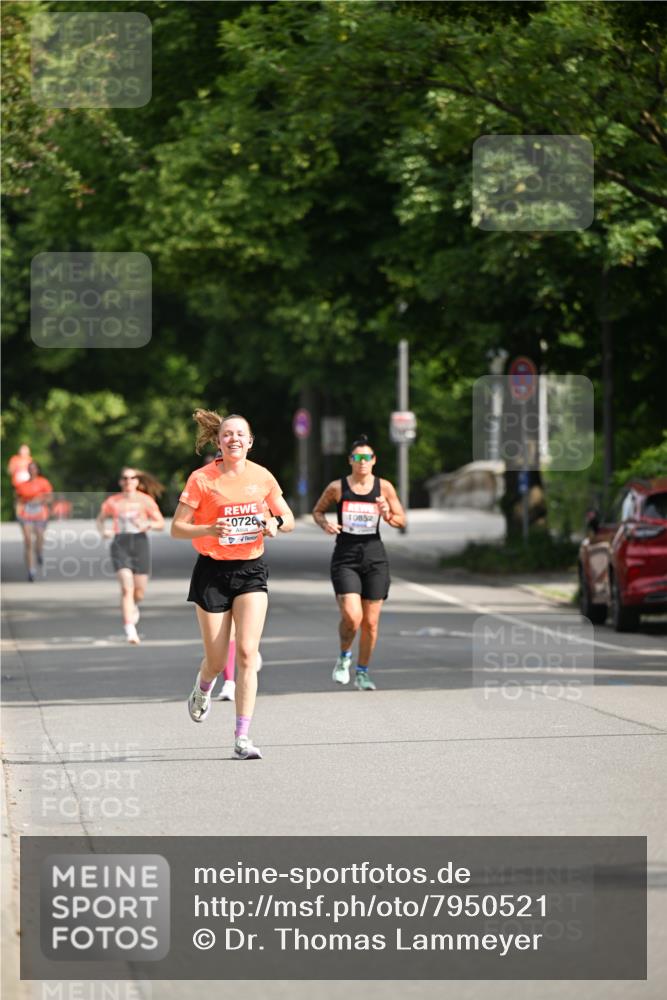 15.06.2025 - REWE Women's Run Dr. Thomas Lammeyer http://msf.ph/oto/7950521 15.06.2025 09:36:06 Laufen 0726 meine-sportfotos.de