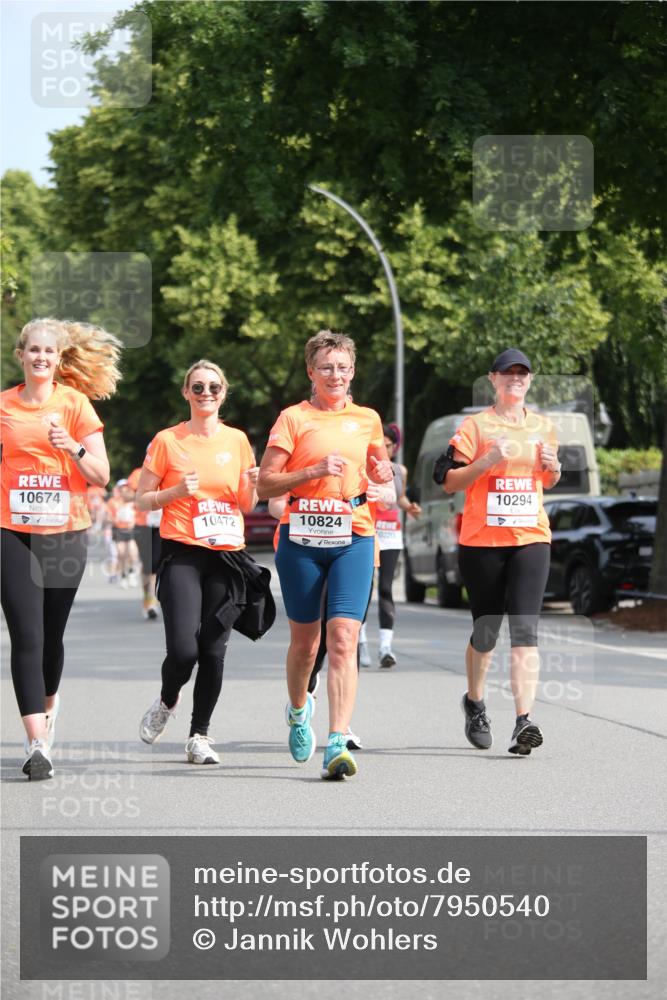 15.06.2025 - REWE Women's Run Jannik Wohlers http://msf.ph/oto/7950540 15.06.2025 09:49:33 Laufen 10674, 10472, 10824, 0220, 10294 meine-sportfotos.de