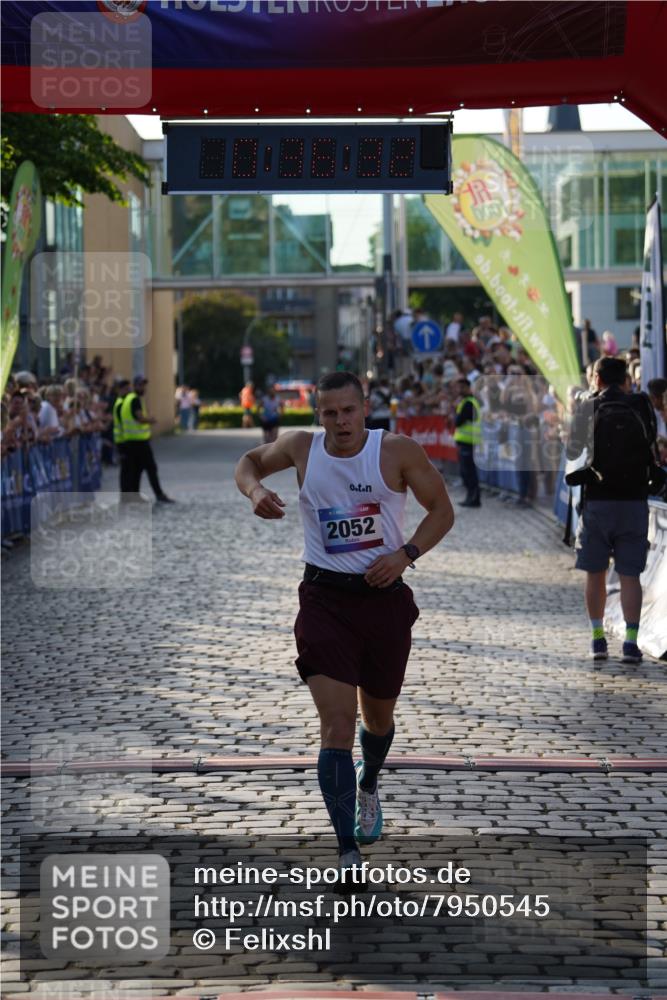 13.06.2025 - Holstenköstenlauf Felixshl http://msf.ph/oto/7950545 13.06.2025 19:36:31 Laufen 2052 meine-sportfotos.de