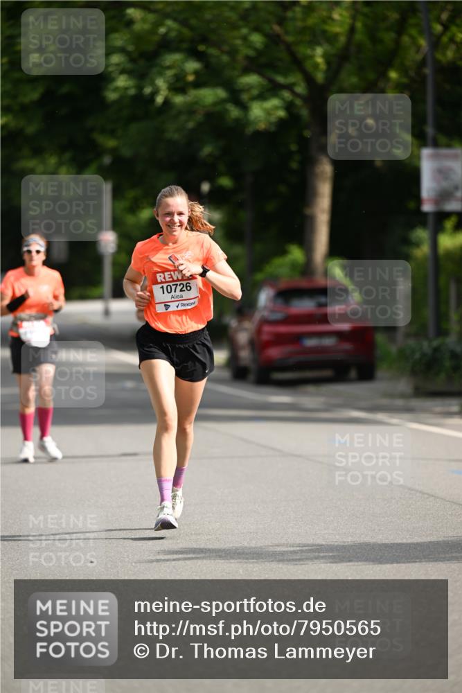 15.06.2025 - REWE Women's Run Dr. Thomas Lammeyer http://msf.ph/oto/7950565 15.06.2025 09:36:09 Laufen 10726 meine-sportfotos.de